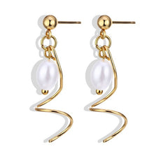 Load image into Gallery viewer, Woman Earrings