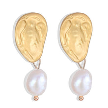 Load image into Gallery viewer, Woman Earrings