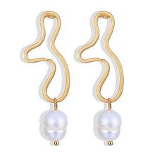 Load image into Gallery viewer, Woman Earrings