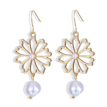 Load image into Gallery viewer, Ailend earring